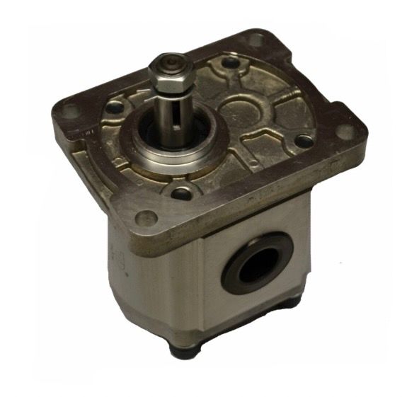 4,8 cc Zahnradpumpe links mit 1:8 Kegelwelle Gruppe 10